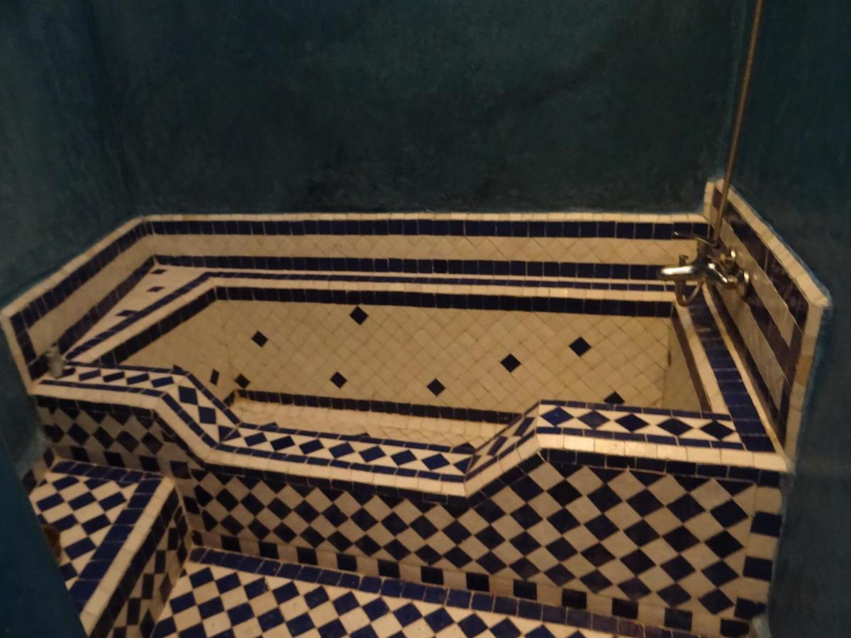 ホテル Dar Al Safadi フェズ エクステリア 写真