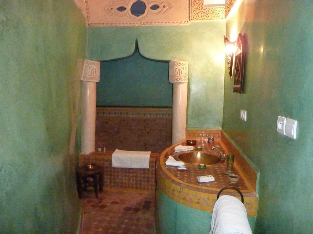 ホテル Dar Al Safadi フェズ エクステリア 写真